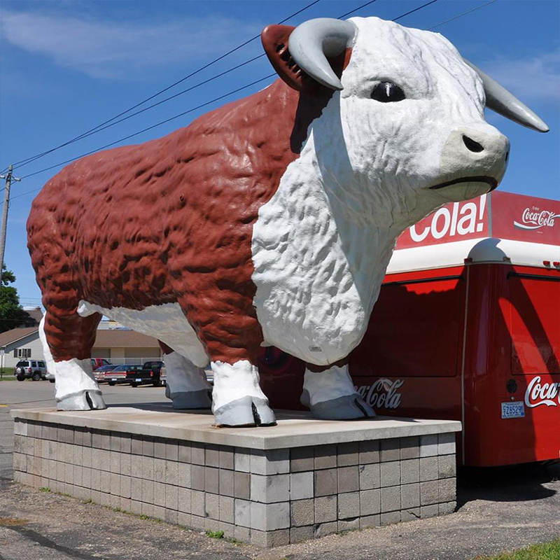 Patung Sapi Bunga Fiberglass Raksasa